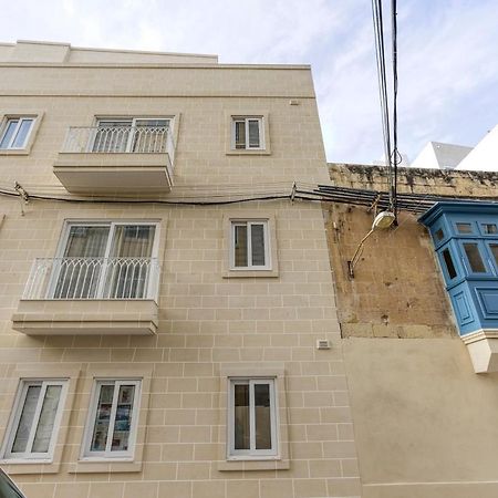 A Lovely 1Br Home With Balcony Just Off The Coast By 360 Estates Saint Julian's Bagian luar foto