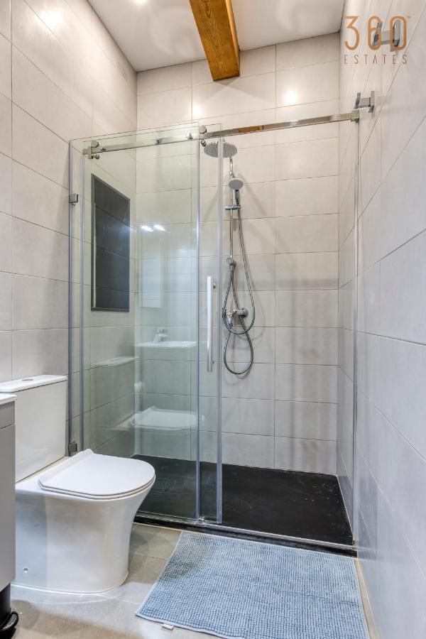 A Lovely 1Br Home With Balcony Just Off The Coast By 360 Estates Saint Julian's Bagian luar foto