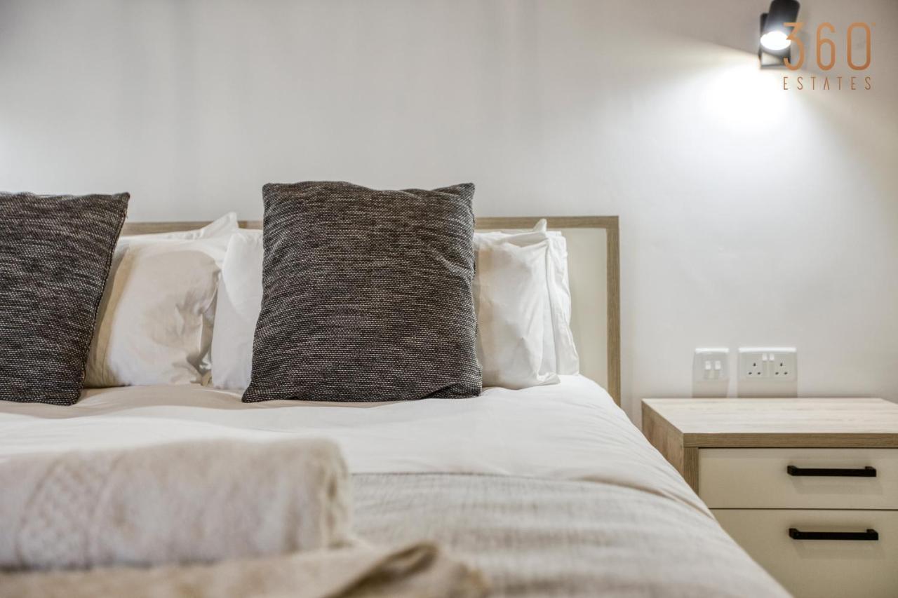 A Lovely 1Br Home With Balcony Just Off The Coast By 360 Estates Saint Julian's Bagian luar foto