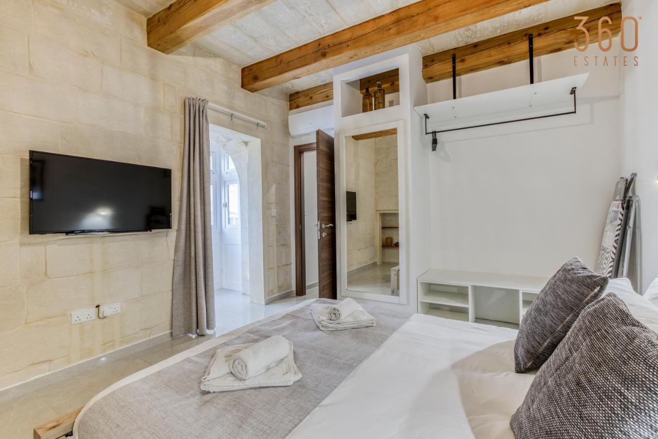 A Lovely 1Br Home With Balcony Just Off The Coast By 360 Estates Saint Julian's Bagian luar foto